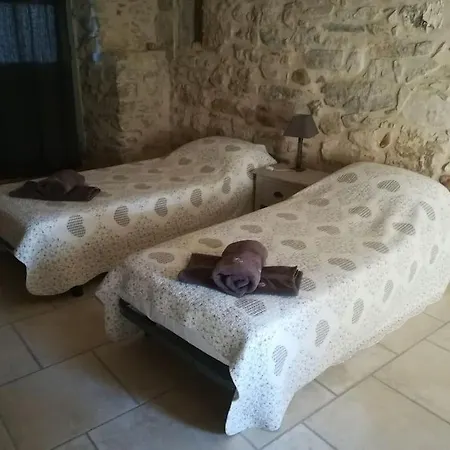 Gite De Charme 80 M², Piscine, Proche D'Uzes. Vezenobres Extérieur photo