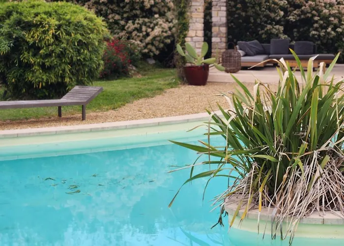 Gite De Charme 80 M², Piscine, Proche D\'Uzes.