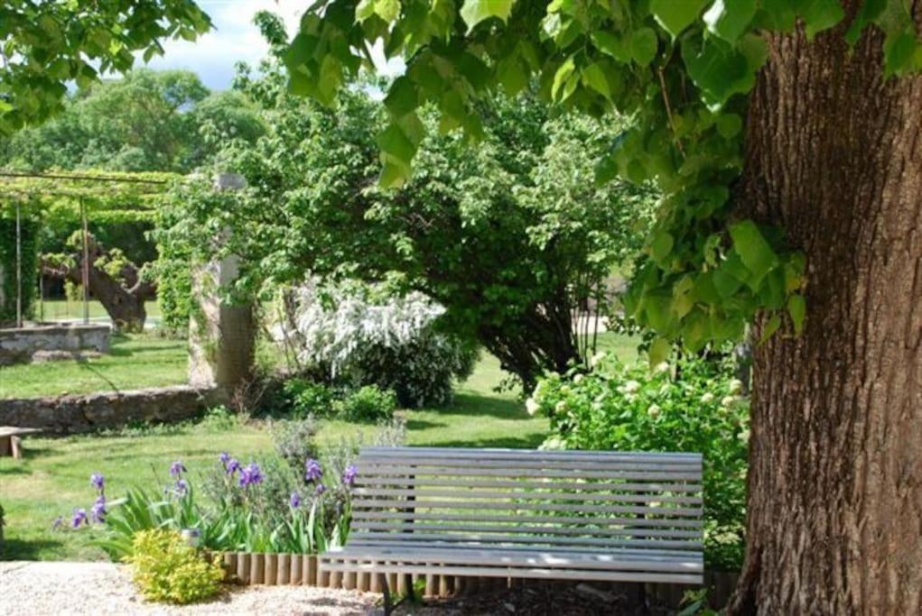 De Charme 80 M², Piscine, Proche D'uzes. *