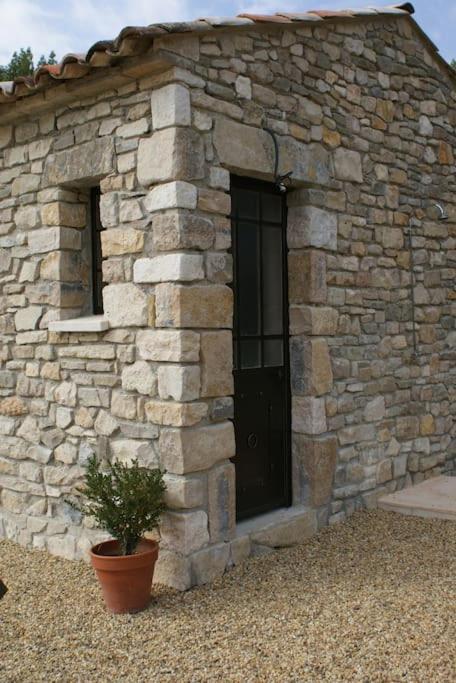 Hébergement de vacances De Charme 80 M², Piscine, Proche D'uzes. Vezenobres