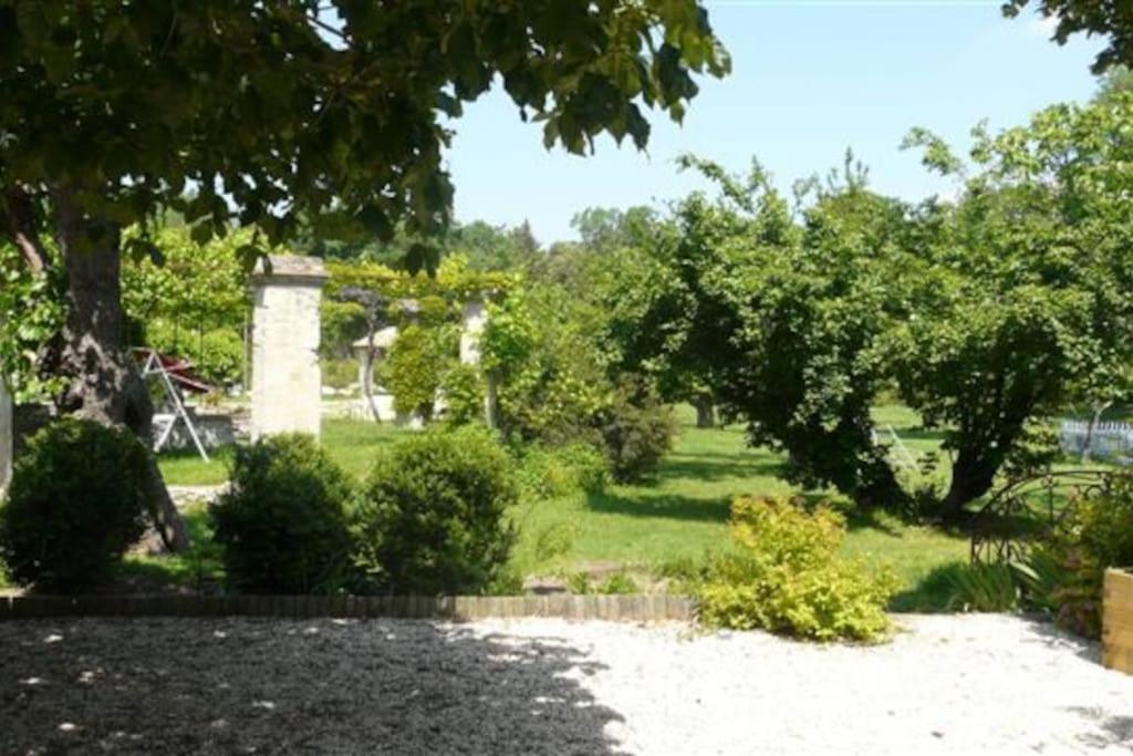 Hébergement de vacances De Charme 80 M², Piscine, Proche D'uzes.